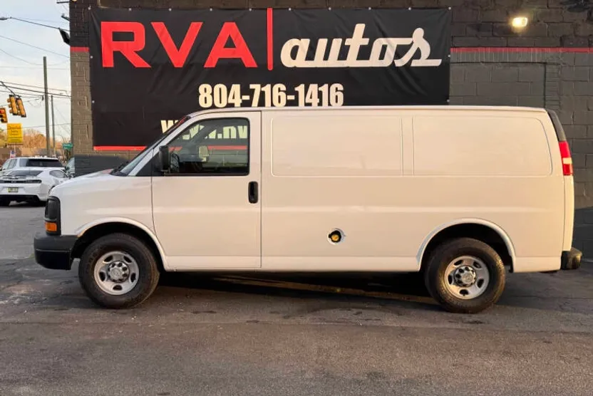 2012 Chevrolet Express photo 1