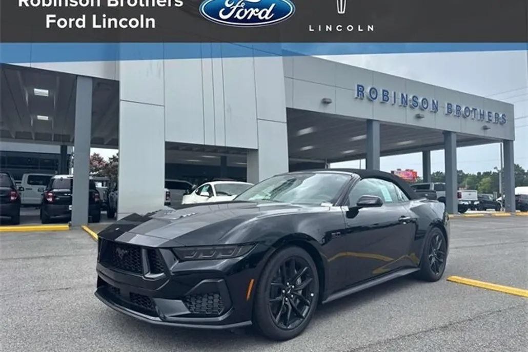 2025 Ford Mustang GT Premium photo 1
