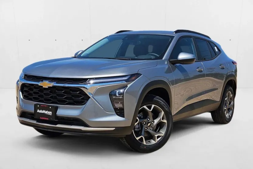 2026 Chevrolet Trax LT photo 1