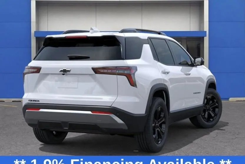 2026 Chevrolet Equinox LT photo 1