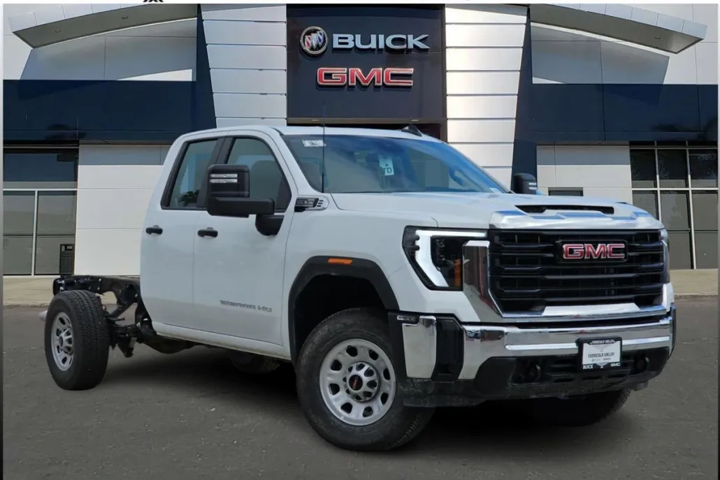 2024 Gmc Sierra 3500 HD Pro photo 1