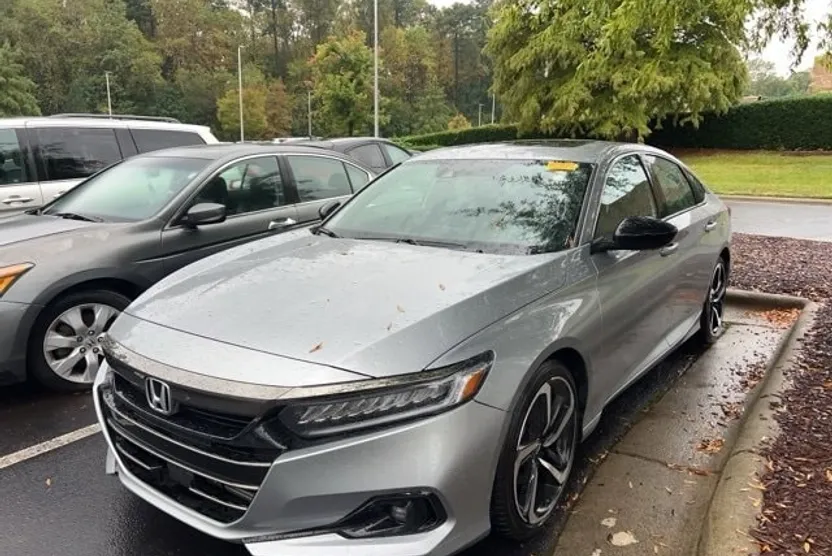 2022 Honda Accord Sport 2.0T photo 1