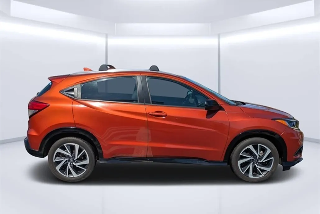 2019 Honda HR-V Sport photo 1