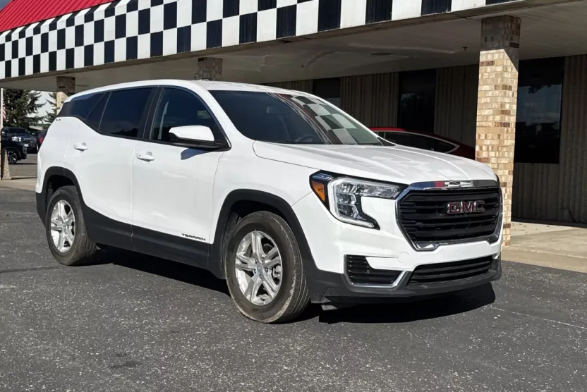 2023 Gmc Terrain SLE photo 1