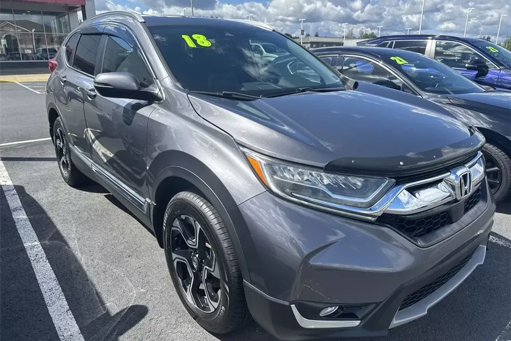 2018 Honda CR-V Touring photo 1
