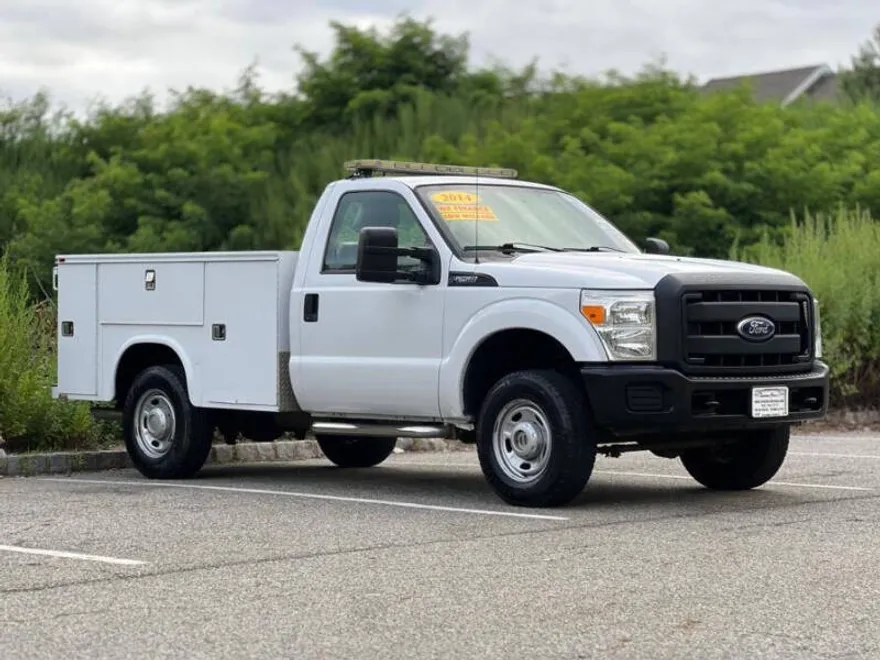 2014 Ford F-250 XL photo 1
