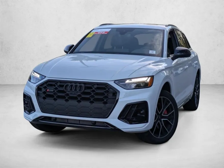 2025 Audi SQ5 Premium Plus photo 1