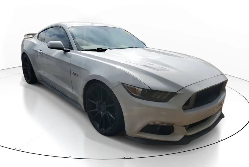 2016 Ford Mustang GT photo 1