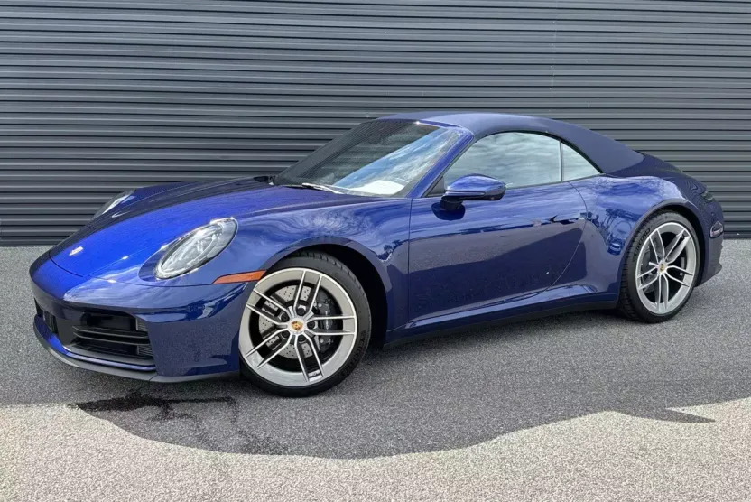 2025 Porsche 911 photo 1