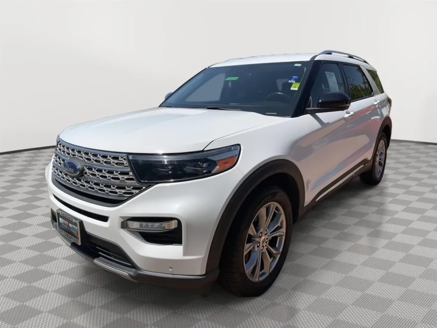 2022 Ford Explorer Limited photo 1