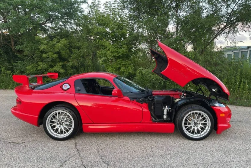 2000 Dodge Viper 10 GTS Coupe photo 1