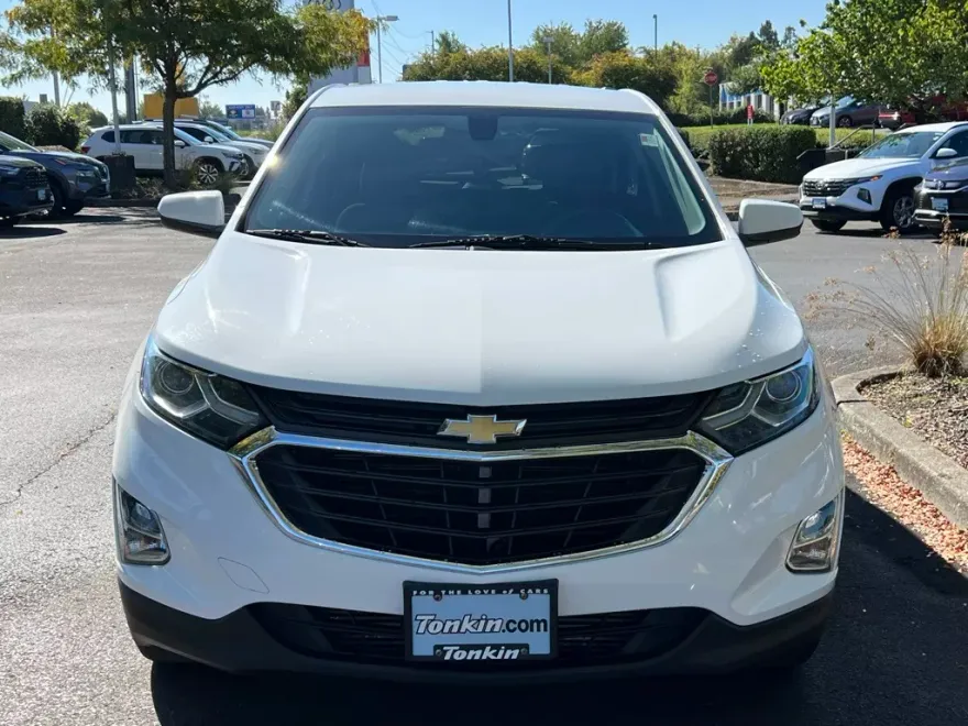 2018 Chevrolet Equinox LT photo 1