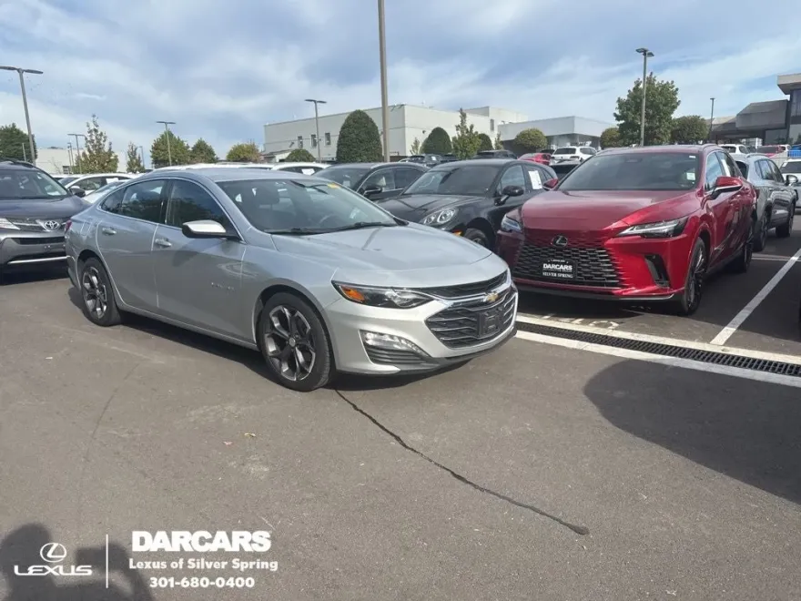2022 Chevrolet Malibu 1LT photo 1