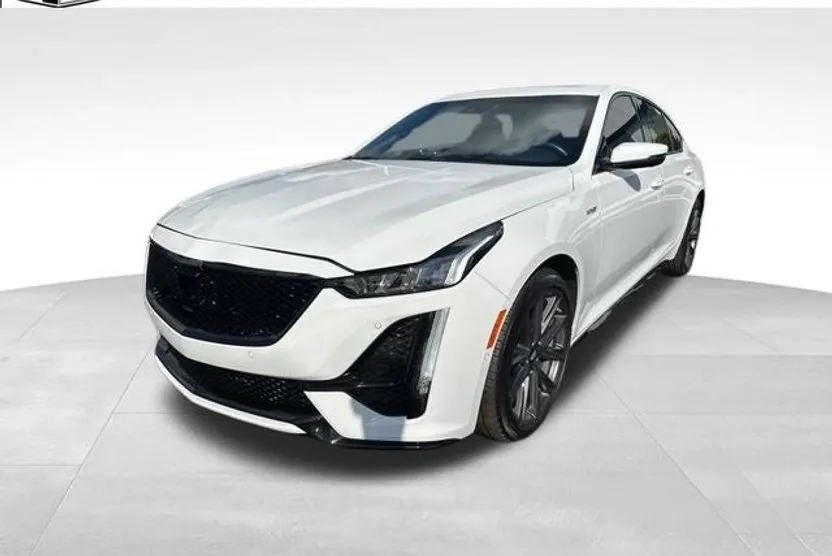 2024 Cadillac CT5 V photo 1