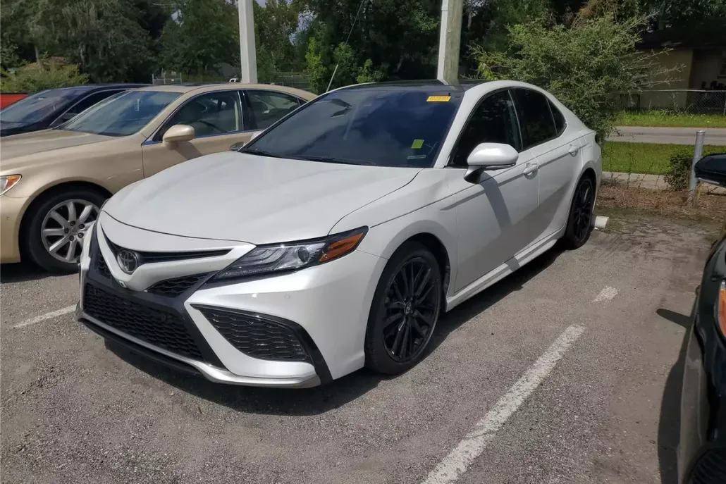 2023 Toyota Camry XSE photo 1