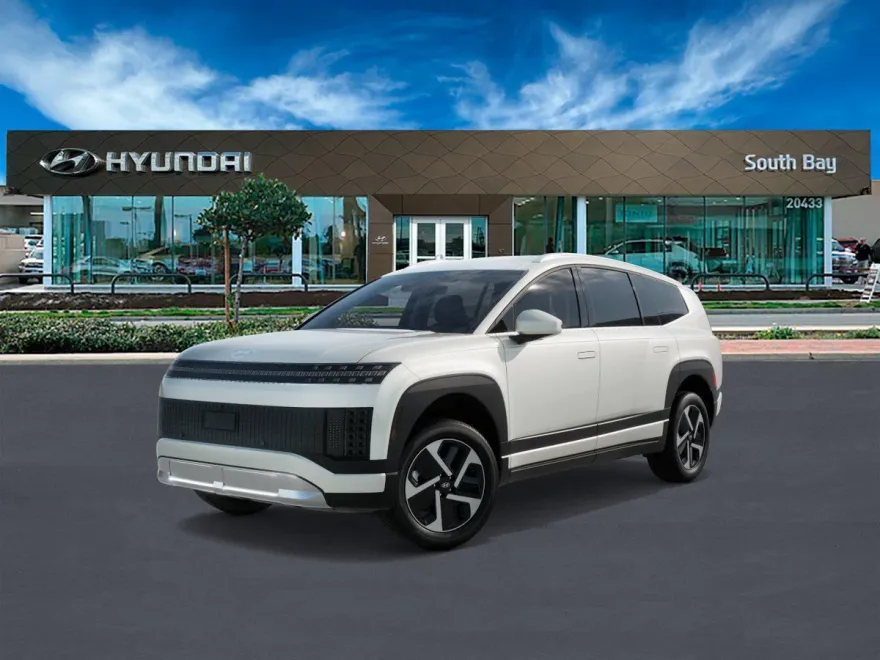 2026 Hyundai Ioniq SE photo 1