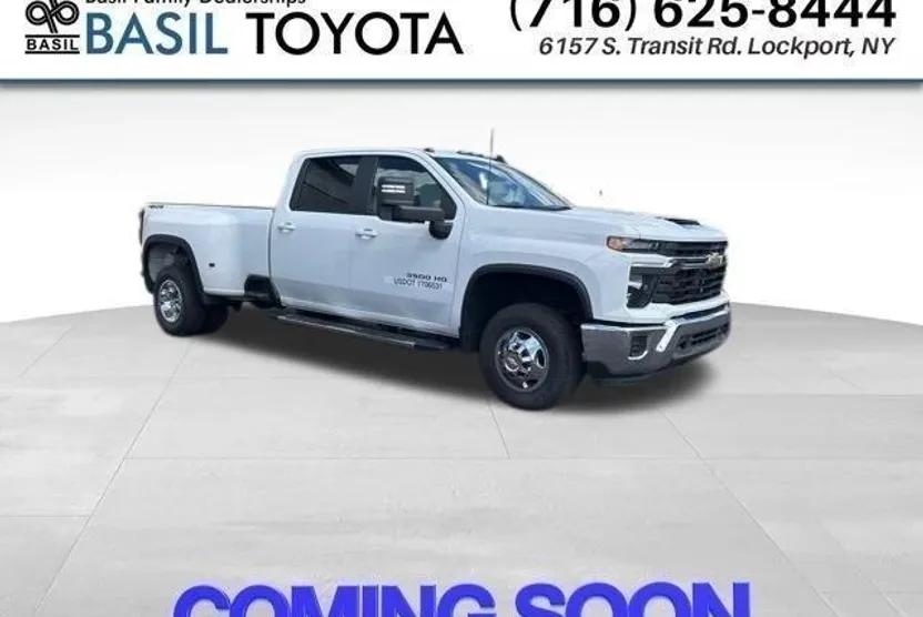 2024 Chevrolet Silverado 3500HD LT photo 1