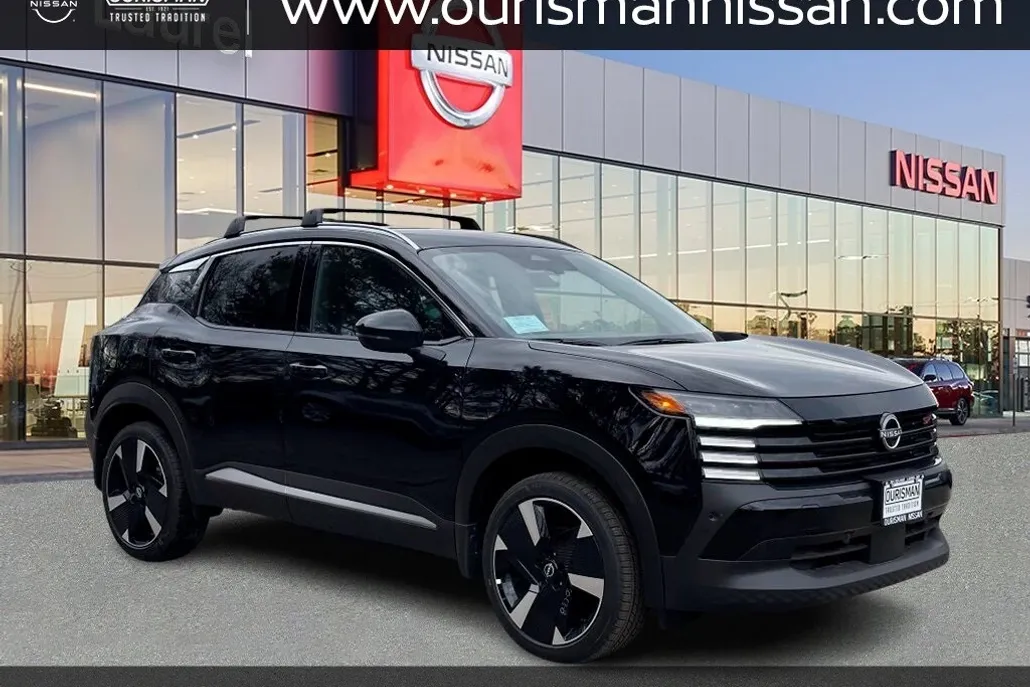 2025 Nissan Kicks SR photo 1