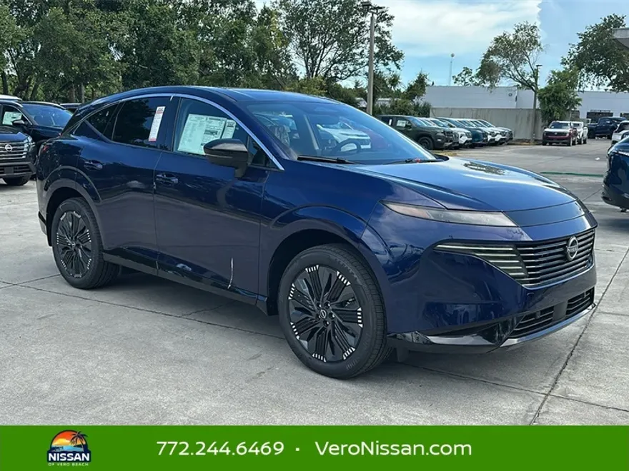 2025 Nissan Murano Platinum photo 1
