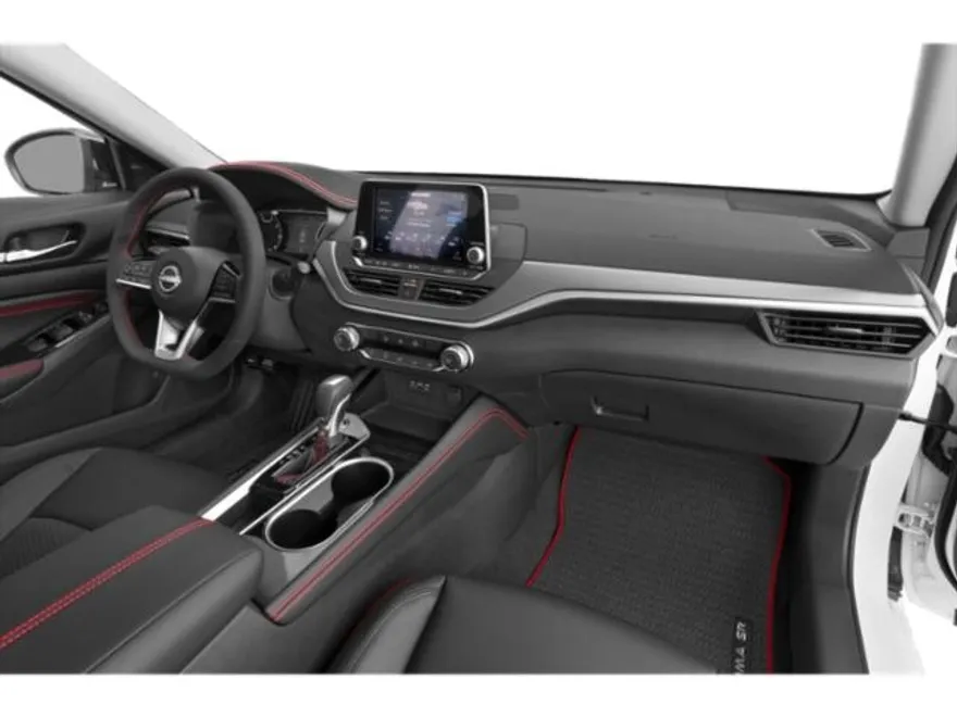 2025 Nissan Altima 2.5 SR photo 4