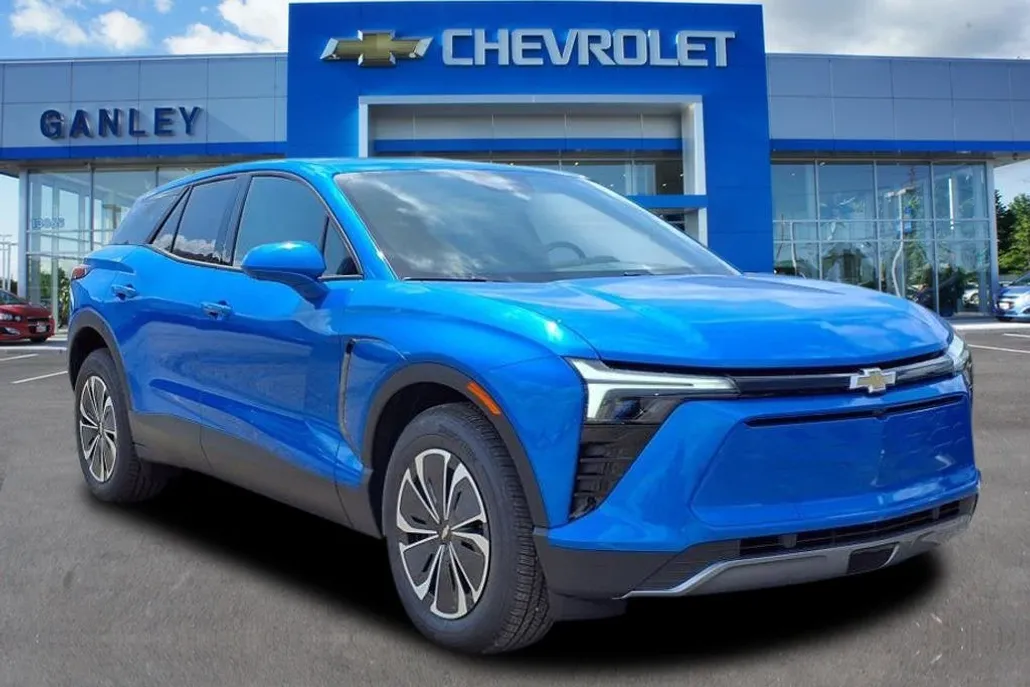 2025 Chevrolet Blazer EV photo 1