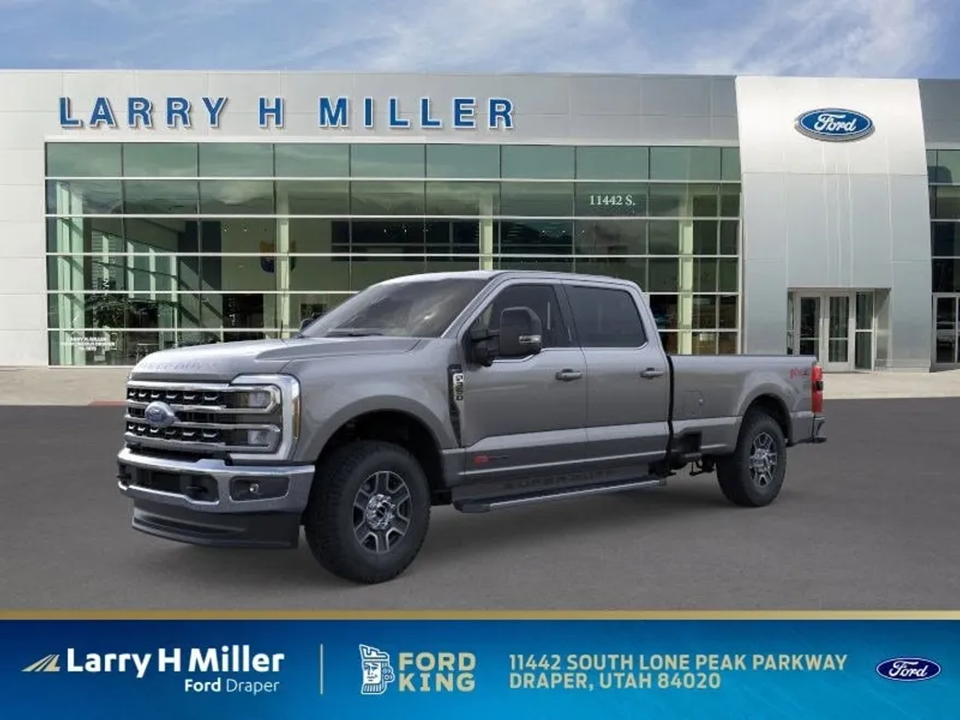 2025 Ford F-350 Lariat photo 1