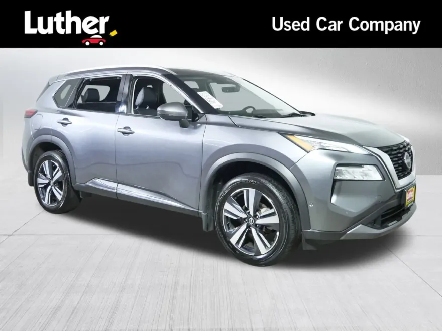 2022 Nissan Rogue SL photo 1