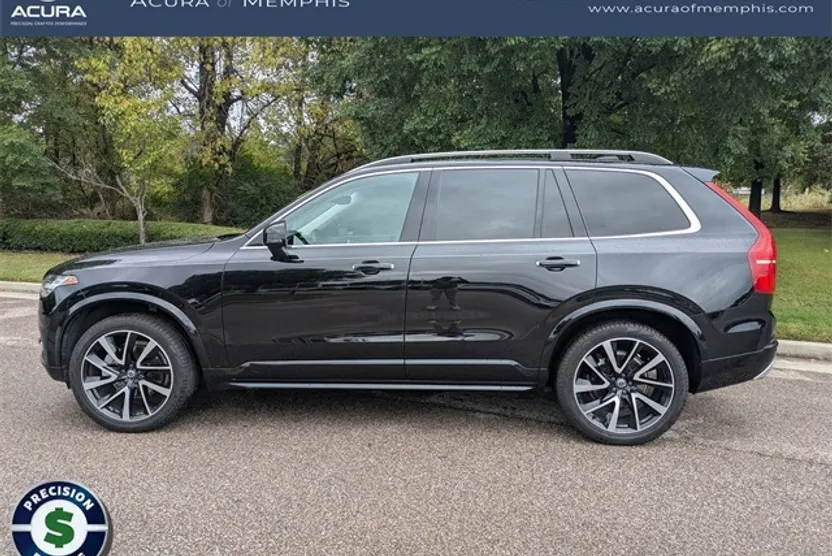 2019 Volvo XC90 T6 Momentum photo 1