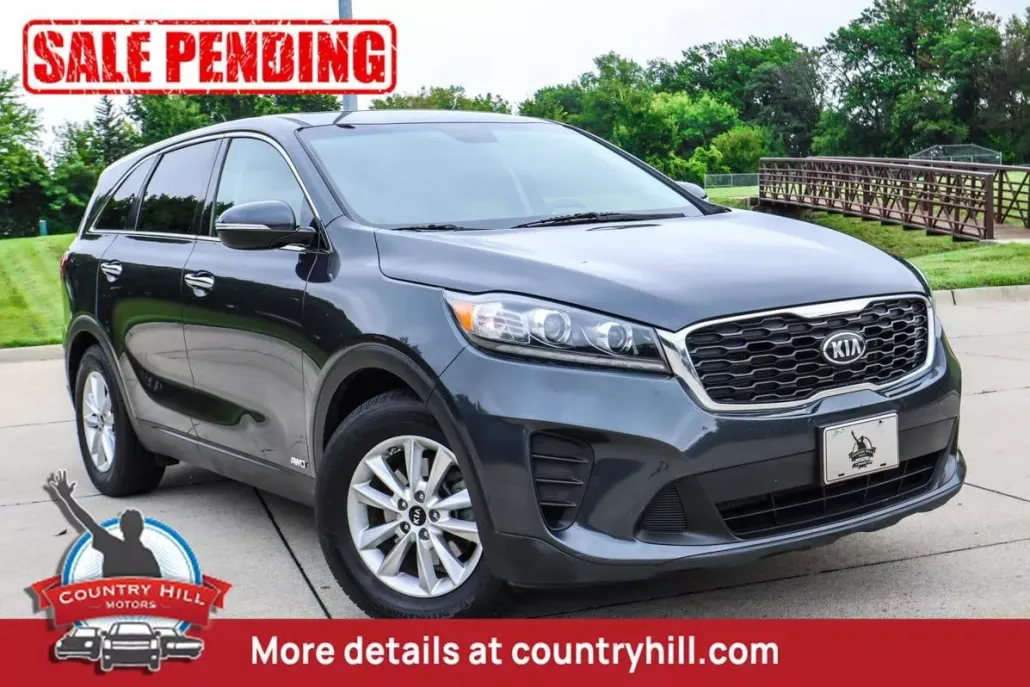 2019 Kia Sorento LX photo 1