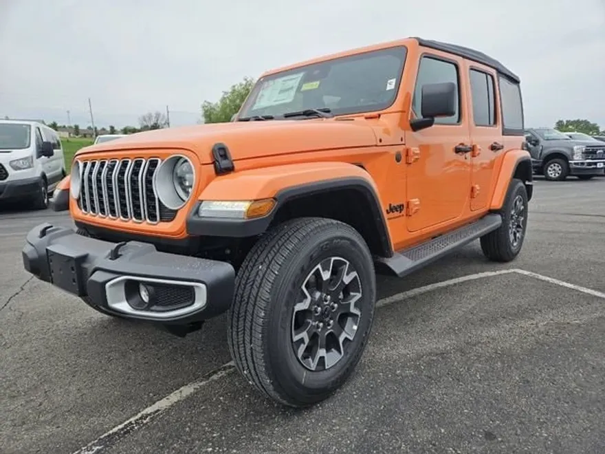 2025 Jeep Wrangler Sahara photo 1
