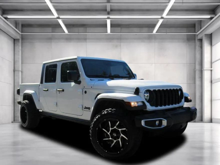 2024 Jeep Gladiator Sport photo 1