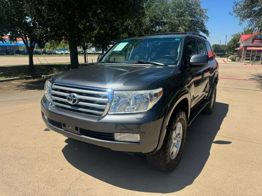 2009 Toyota Land Cruiser photo 1