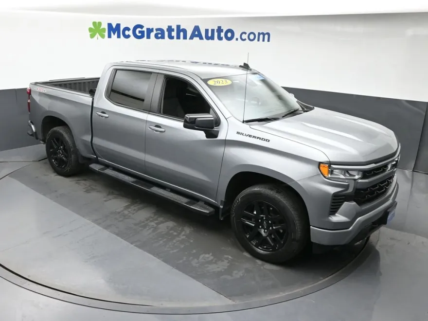 2023 Chevrolet Silverado 1500 RST photo 1