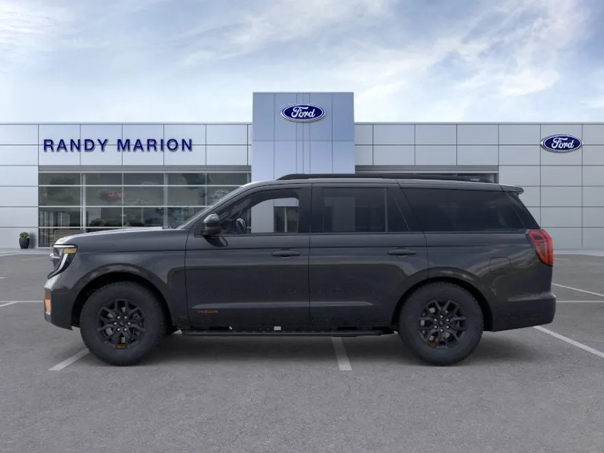 2025 Ford Expedition photo 1