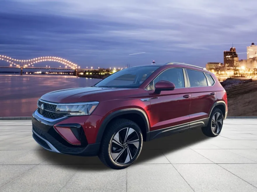 2024 Volkswagen Taos SE photo 1
