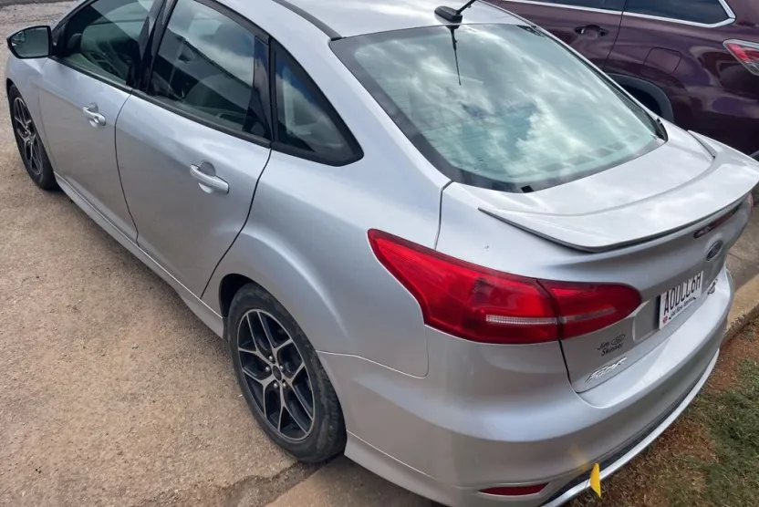 2016 Ford Focus SE photo 1