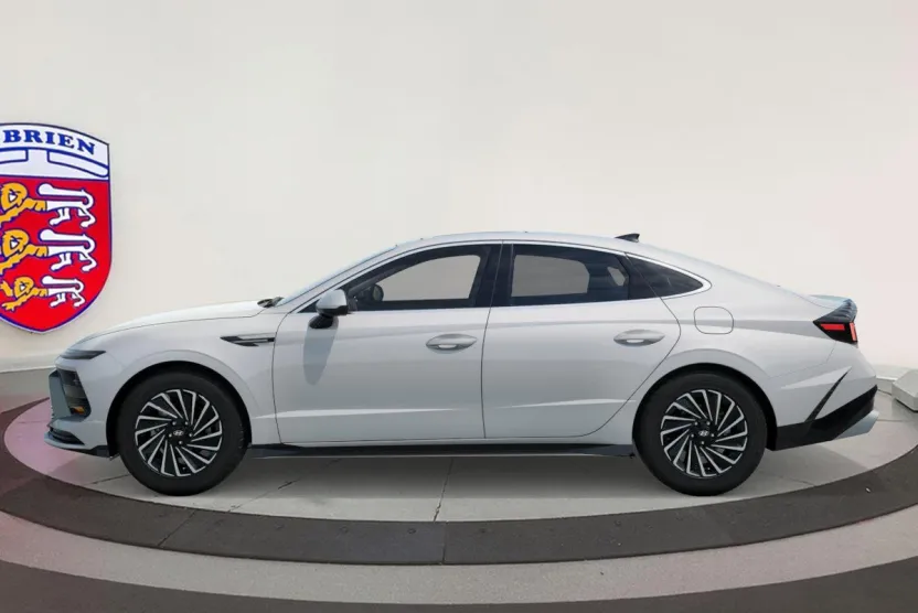 2026 Hyundai Sonata Hybrid SEL photo 1