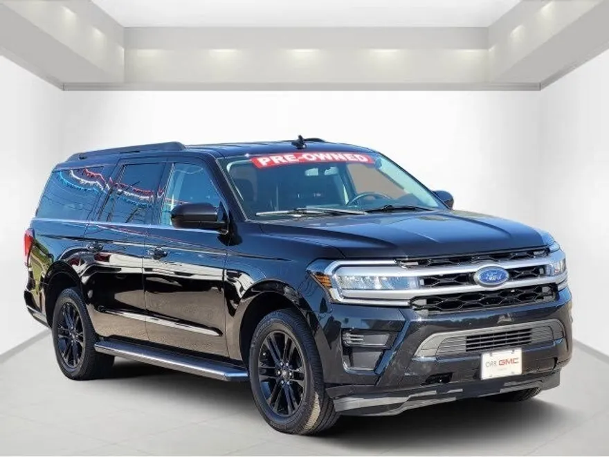 2022 Ford Expedition MAX XLT photo 1