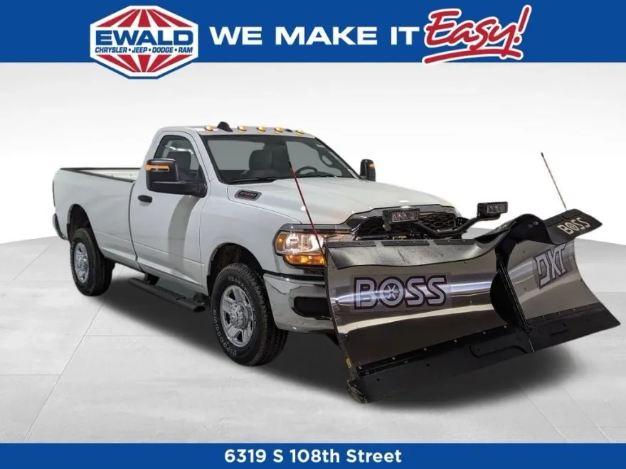 2024 Ram 2500 Tradesman photo 1