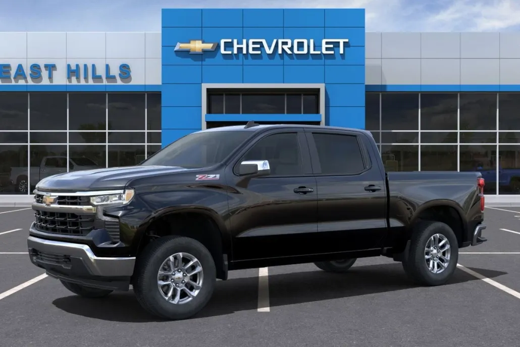 2025 Chevrolet Silverado 1500 LT photo 1