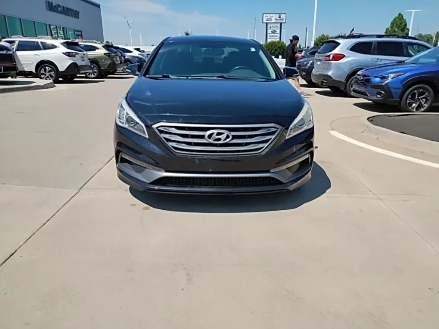 2017 Hyundai Sonata Sport photo 1