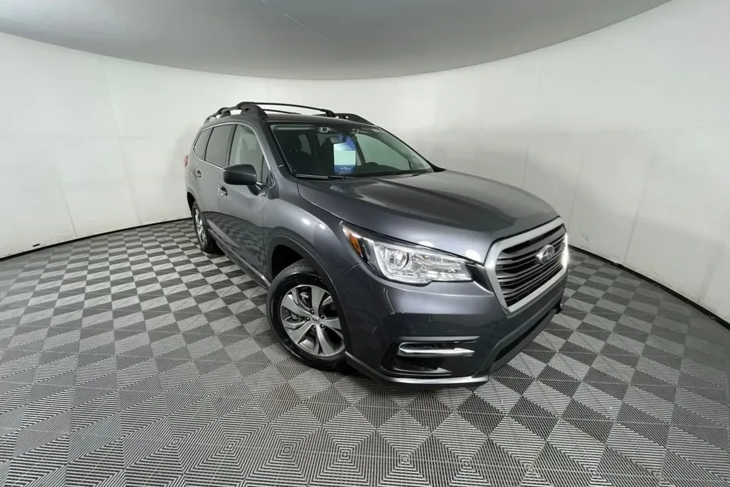 2022 Subaru Ascent Premium photo 1