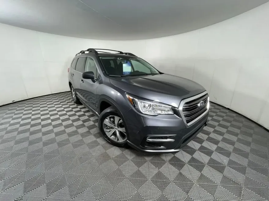 2022 Subaru Ascent Premium photo 1
