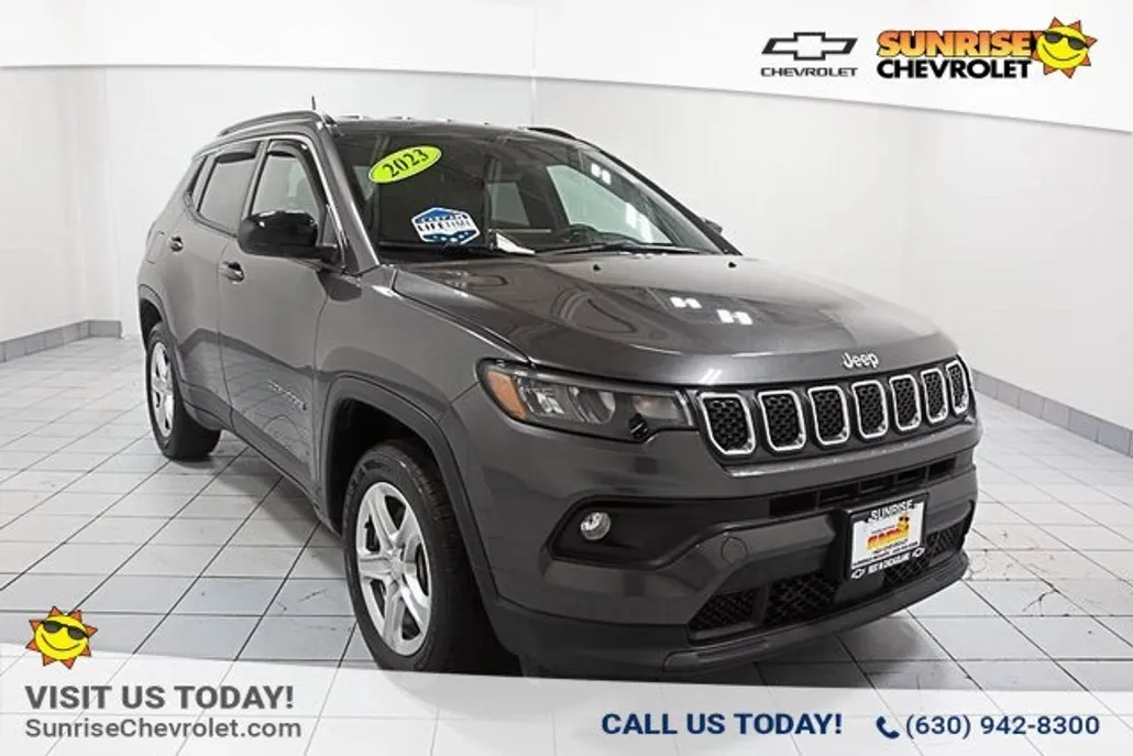 2023 Jeep Compass Latitude photo 1