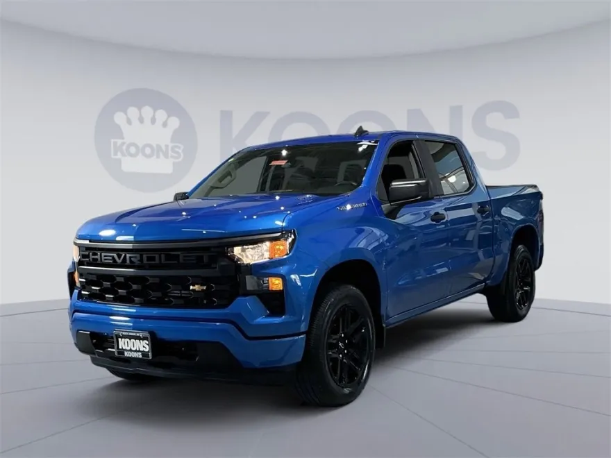 2025 Chevrolet Silverado 1500 Custom photo 1