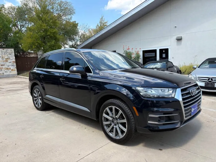 2017 Audi Q7 3.0T Premium Plus photo 1