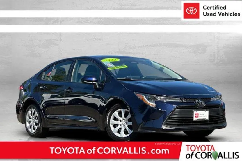 2023 Toyota Corolla LE photo 1