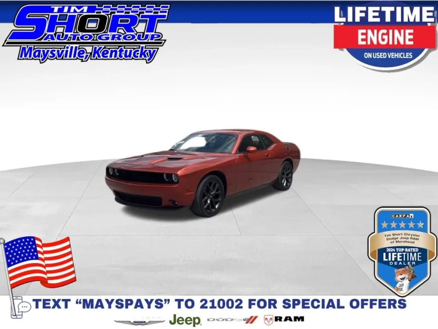 2022 Dodge Challenger SXT photo 1