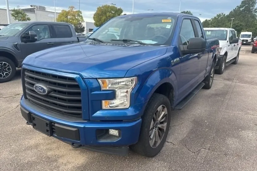 2017 Ford F-150 XL photo 1