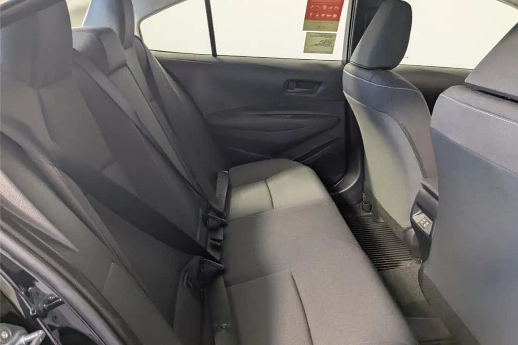 2025 Toyota Corolla Hybrid LE photo 1